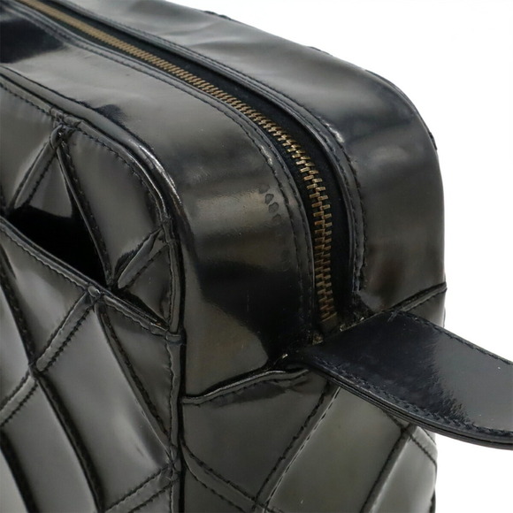 CHANEL Black Leather Shoulder Bag - Picture 8 of 10